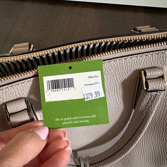 Kate Spade purse - new - Picture 11 of 16